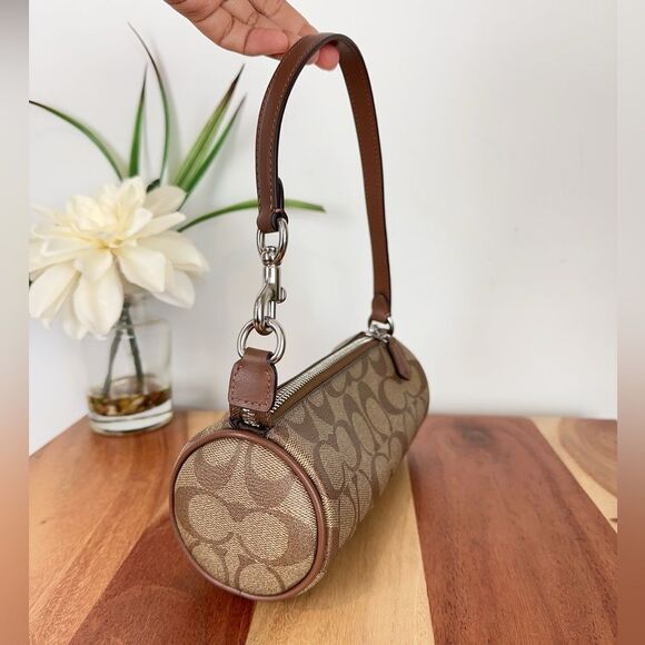 NWT Coach Nolita Barrel Bag In Signature Canvas - Picture 3 of 8